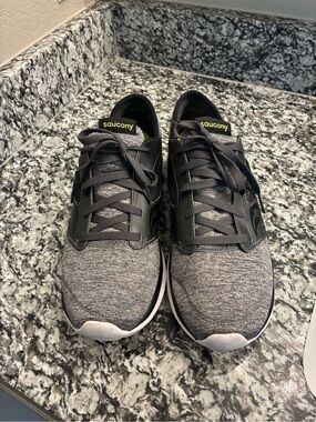 Saucony Gray and Black Knit Running Shoes with Yellow Logo